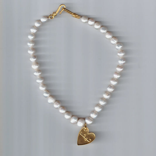 Teta On Pearls